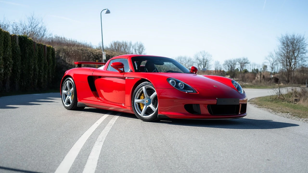 2006 Porsche Carrera GT - Image 3 of 31