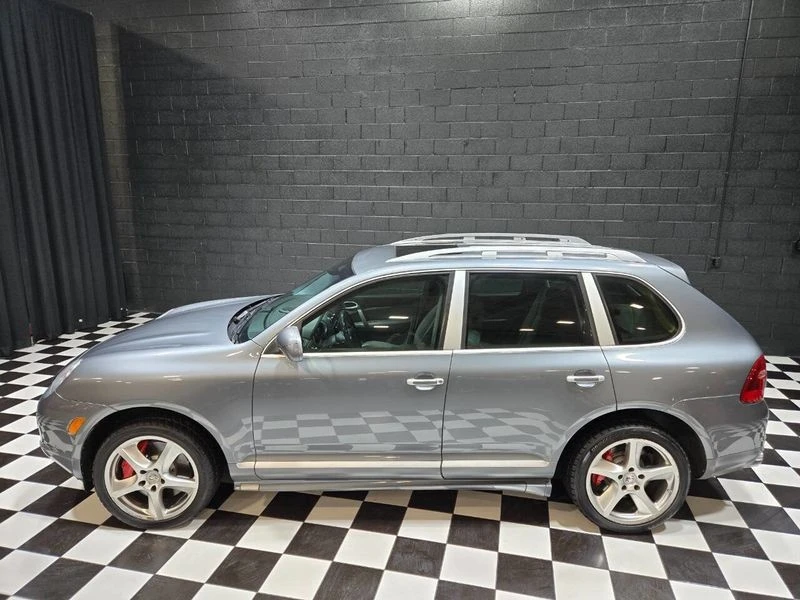 2006 Porsche 955/957 Cayenne Turbo - Image 2 of 12