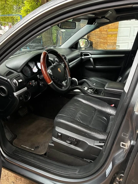 2006 Porsche 955/957 Cayenne - Image 2 of 10