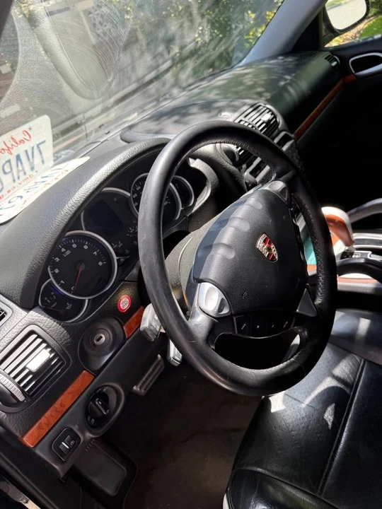 2006 Porsche 955/957 Cayenne S - Image 8 of 9