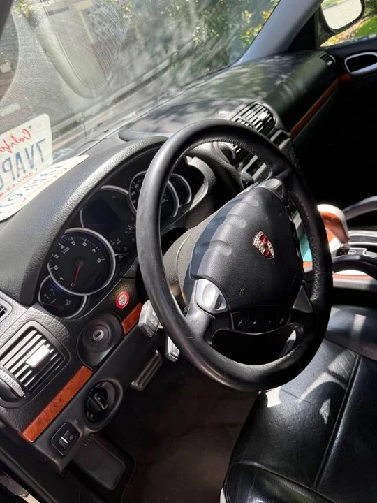 2006 Porsche 955/957 Cayenne S - Image 8 of 9