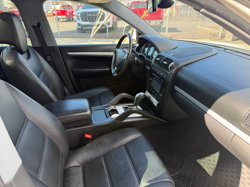 2006 Porsche 955/957 Cayenne S - Image 10 of 15