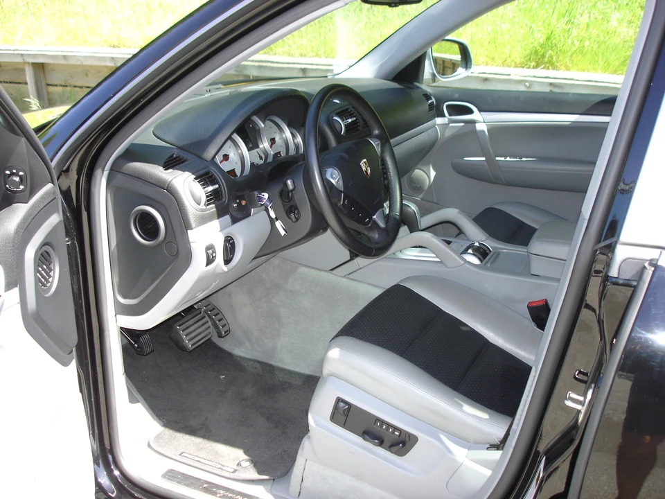 2006 Porsche 955/957 Cayenne S - Image 3 of 5