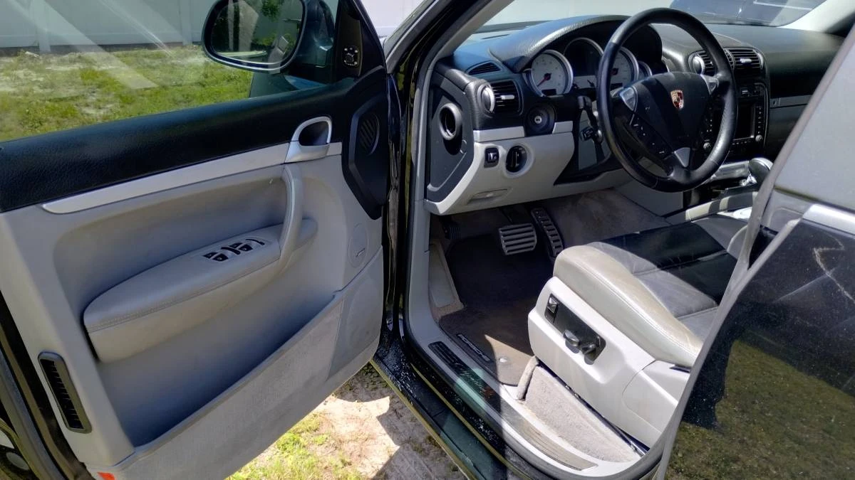 2006 Porsche 955/957 Cayenne S - Image 9 of 21