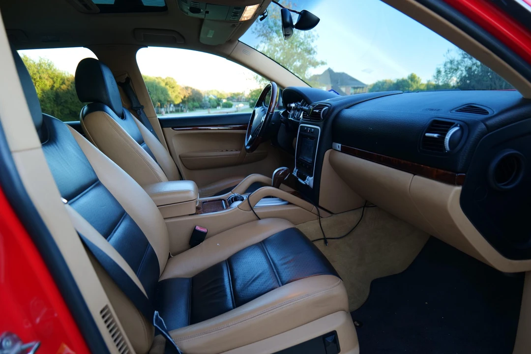 2006 Porsche 955/957 Cayenne S - Image 25 of 31