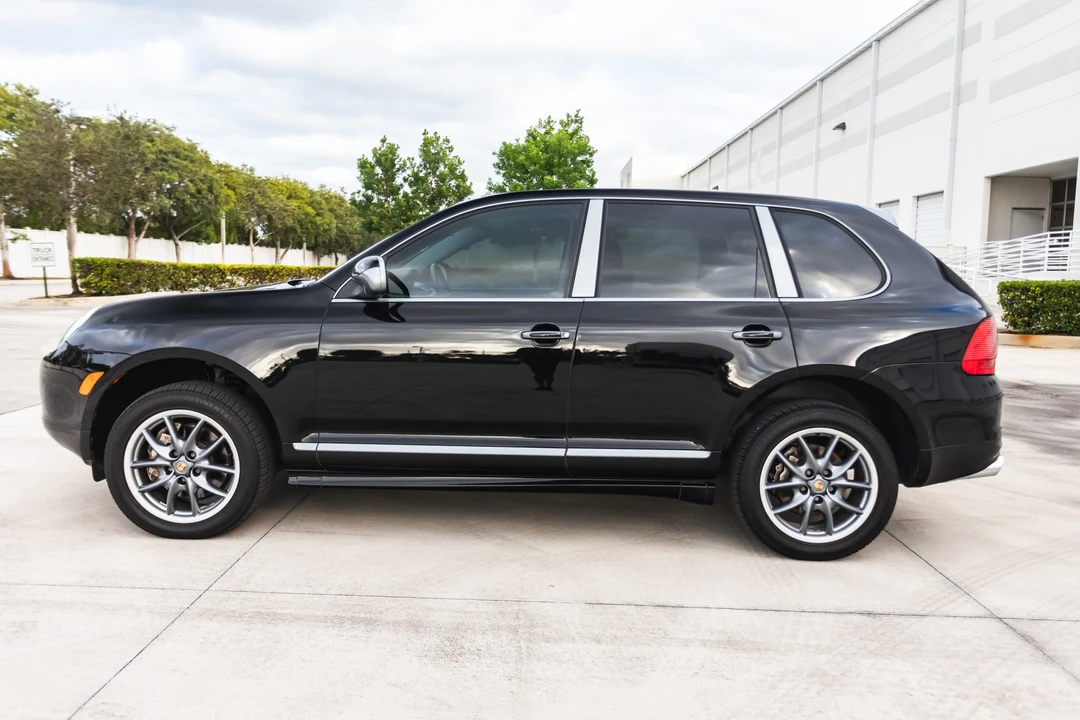 2006 Porsche 955/957 Cayenne S - Image 9 of 31