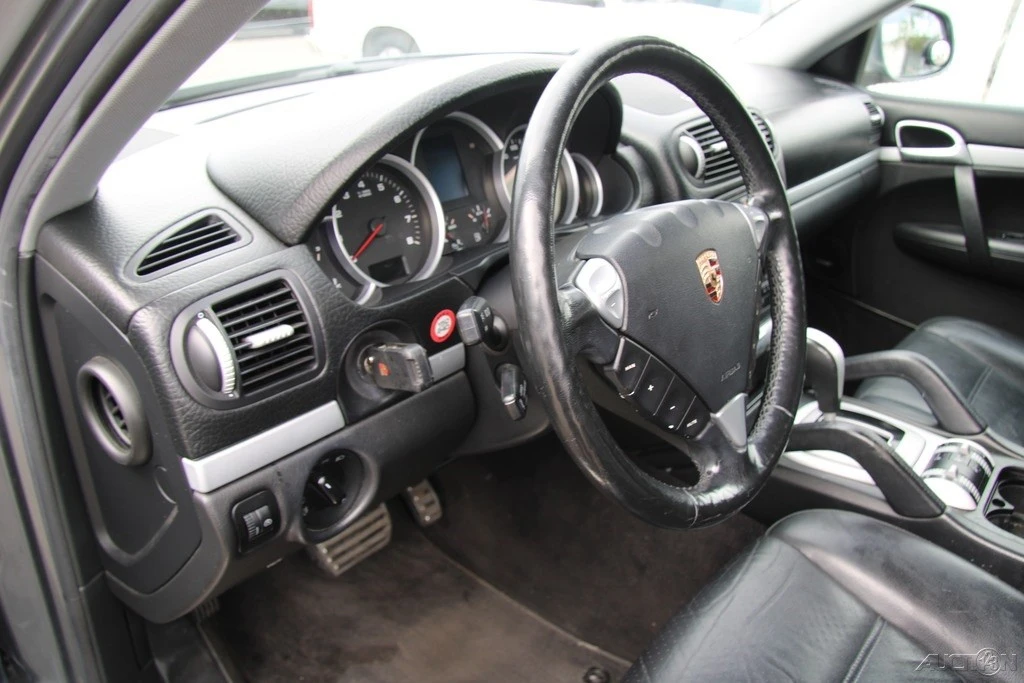 2006 Porsche 955/957 Cayenne S - Image 14 of 21