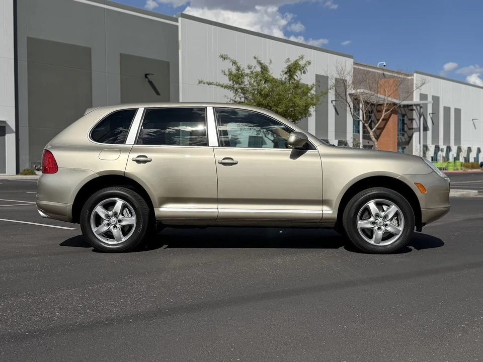 2006 Porsche 955/957 Cayenne S - Image 10 of 31