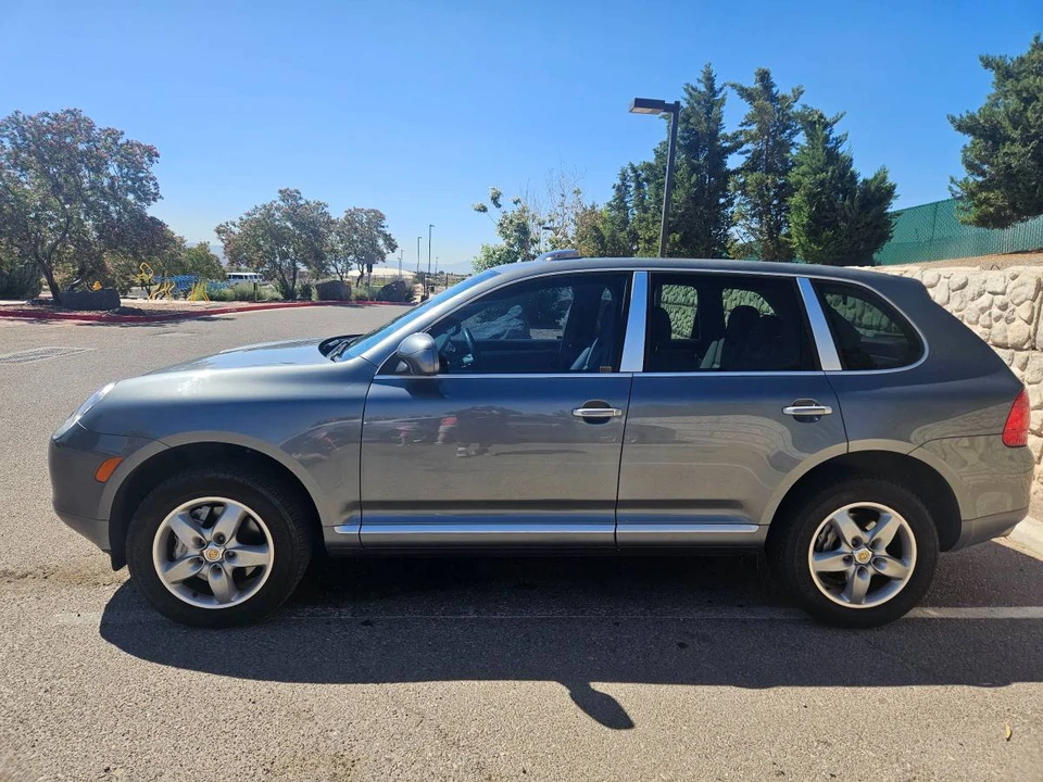 2006 Porsche 955/957 Cayenne S - Image 2 of 19