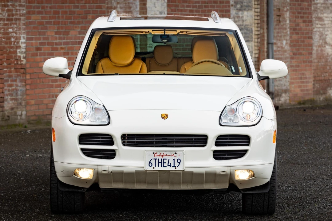 2006 Porsche 955/957 Cayenne S - Image 2 of 31