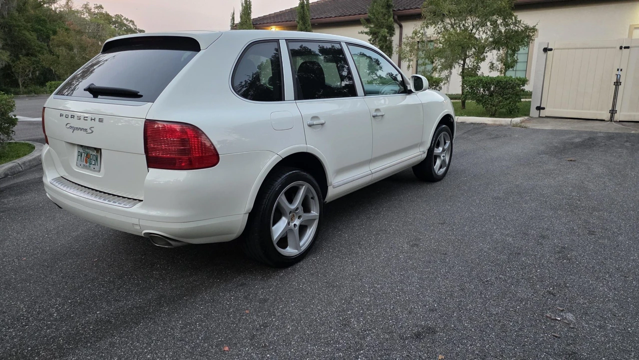 2006 Porsche 955/957 Cayenne S - Image 17 of 31
