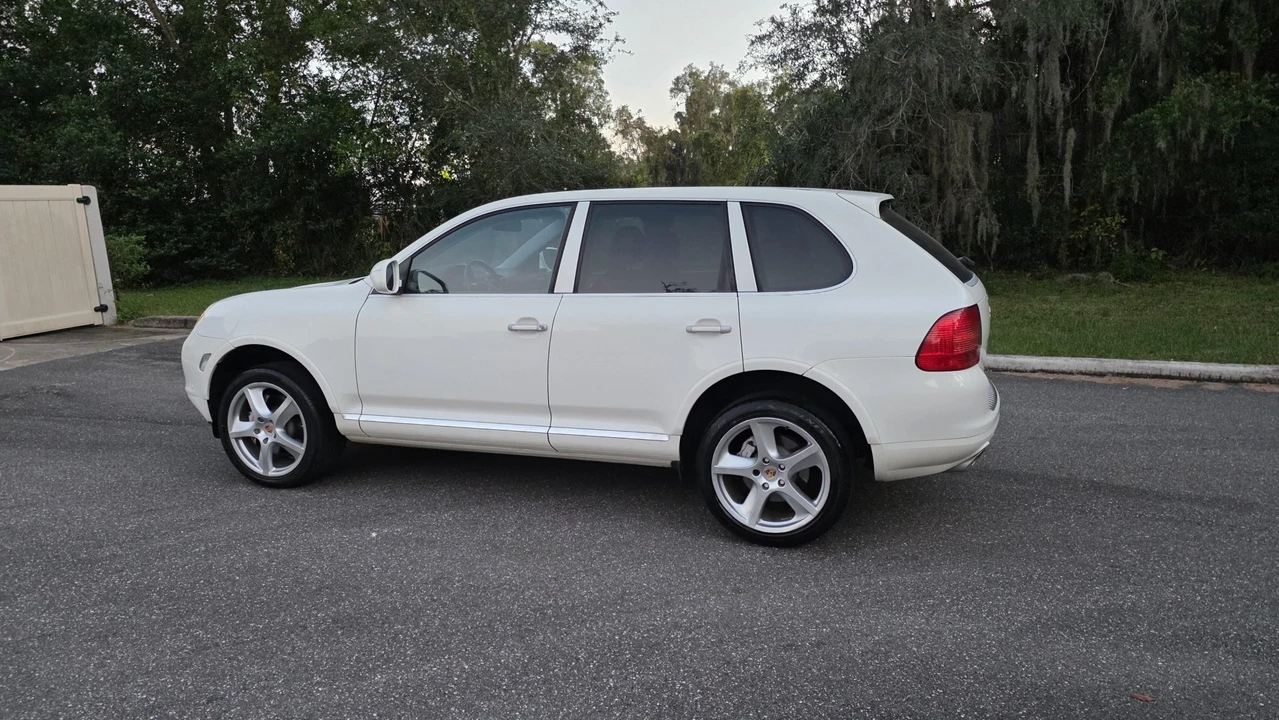 2006 Porsche 955/957 Cayenne S - Image 11 of 31