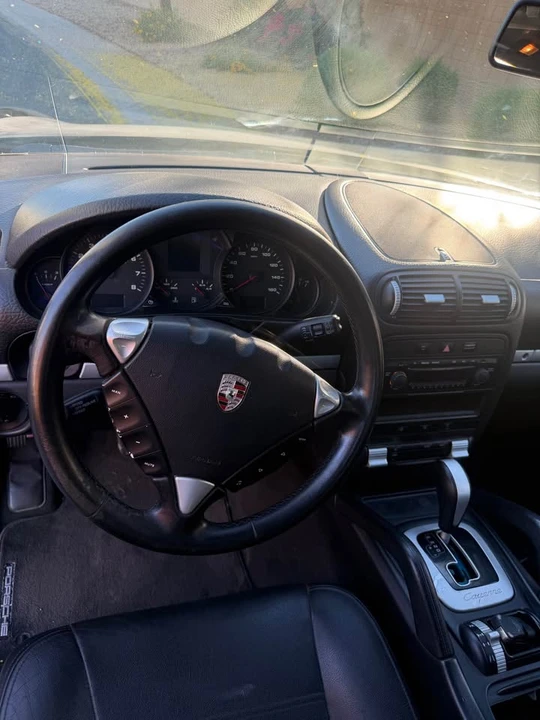 2006 Porsche Cayenne - Image 2 of 15