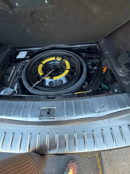 2006 Porsche Cayenne - Image 7 of 15