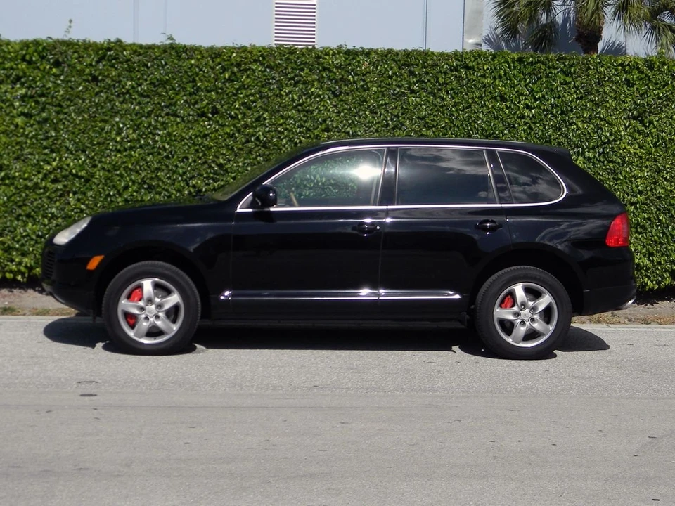 2006 Porsche 955/957 Cayenne Turbo - Image 2 of 28