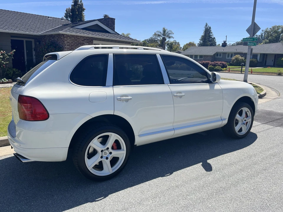 2006 Porsche 955/957 Cayenne Turbo - Image 10 of 31
