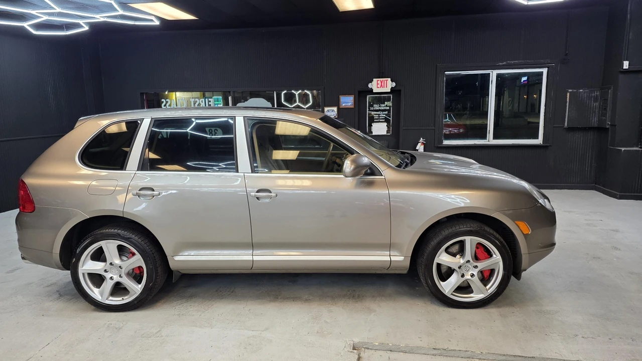 2006 Porsche 955/957 Cayenne Turbo - Image 28 of 31