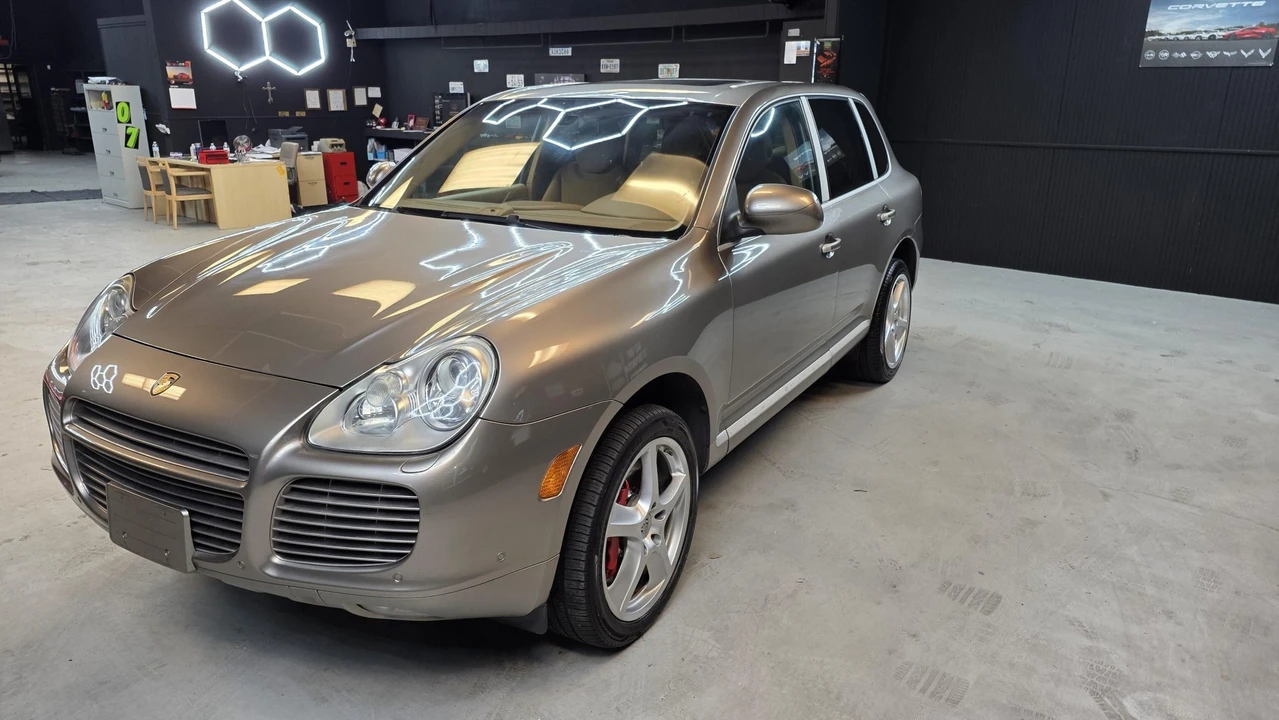 2006 Porsche 955/957 Cayenne Turbo - Image 7 of 31