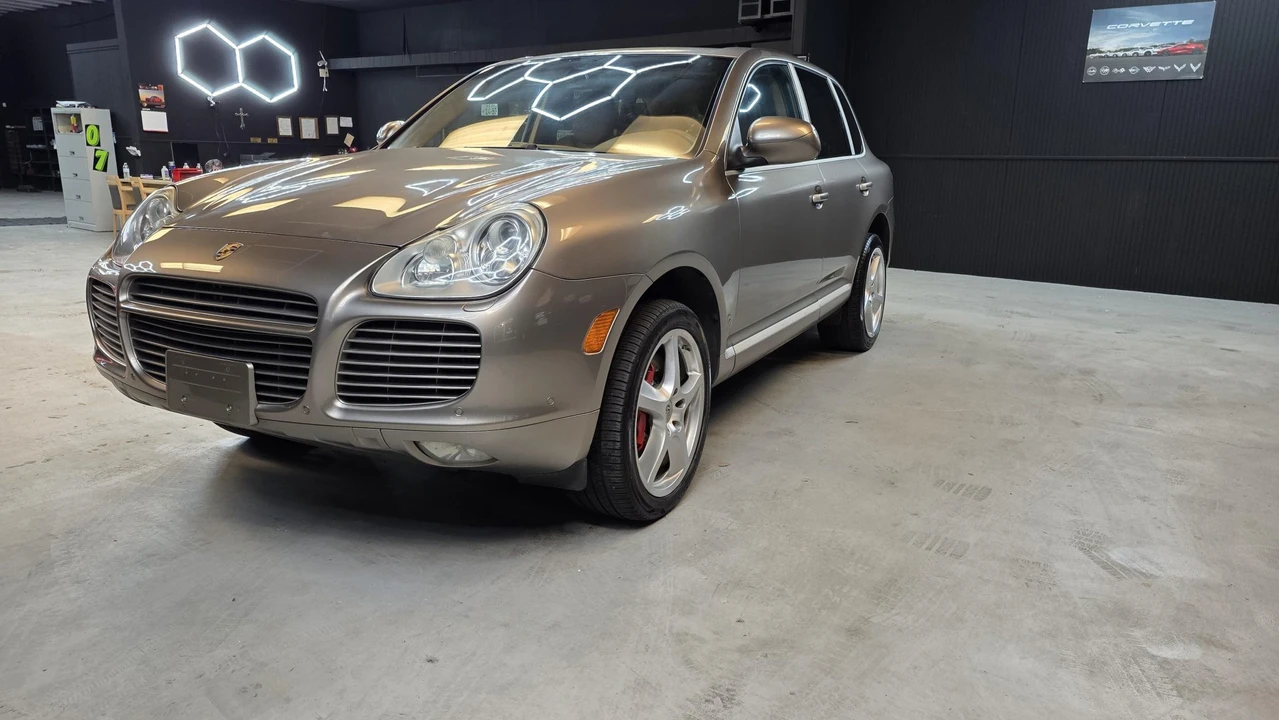 2006 Porsche 955/957 Cayenne Turbo - Image 4 of 31