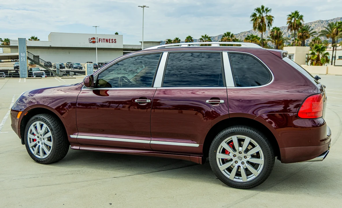 2006 Porsche 955/957 Cayenne Turbo S - Image 8 of 31