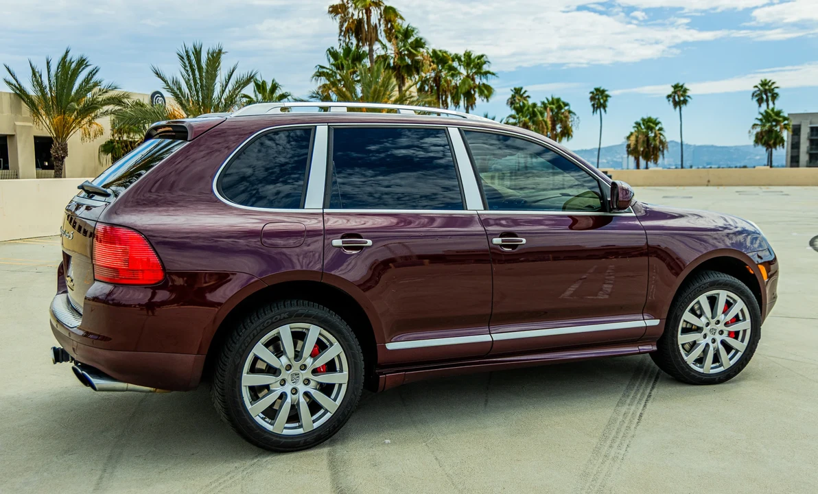 2006 Porsche 955/957 Cayenne Turbo S - Image 14 of 31