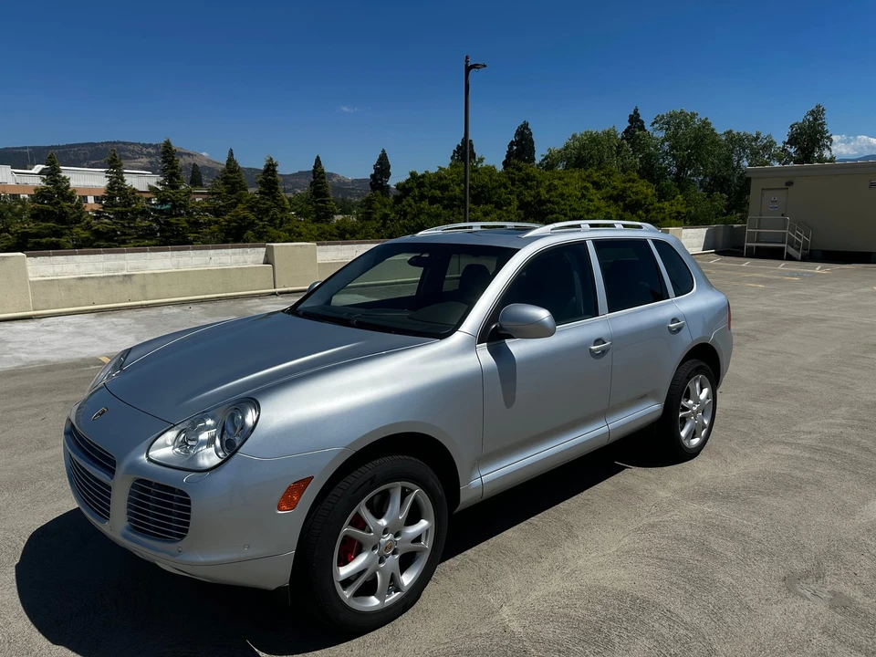 2006 Porsche 955/957 Cayenne Turbo S - Image 2 of 31