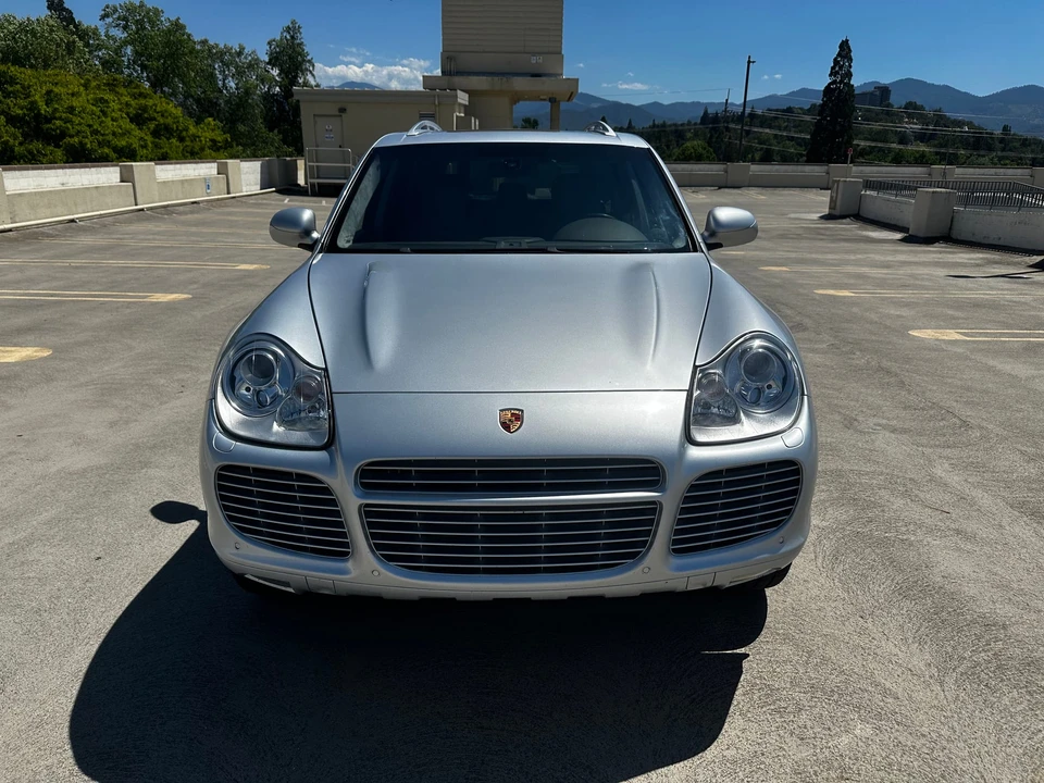 2006 Porsche 955/957 Cayenne Turbo S - Image 9 of 31