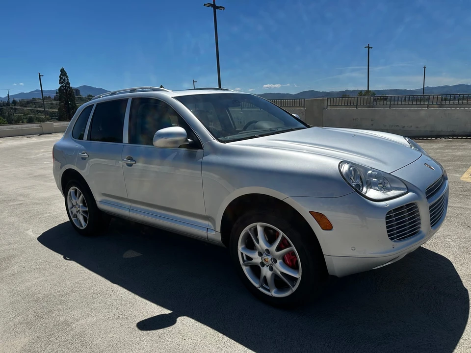 2006 Porsche 955/957 Cayenne Turbo S - Image 16 of 31