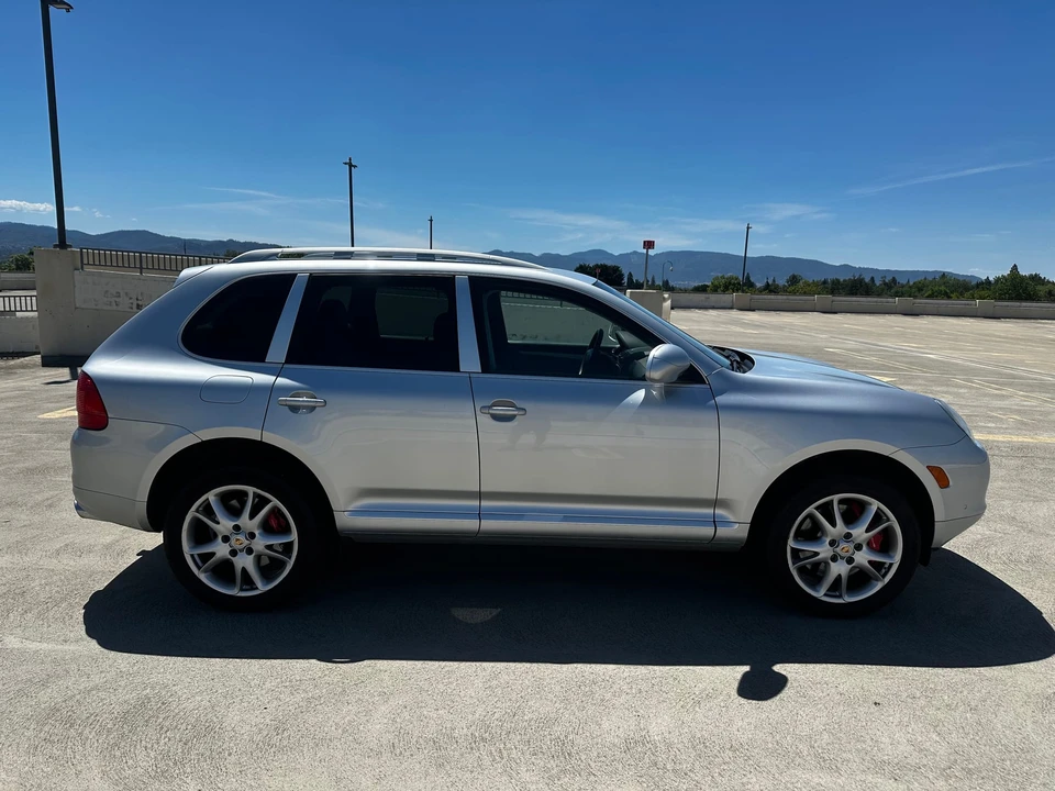 2006 Porsche 955/957 Cayenne Turbo S - Image 23 of 31