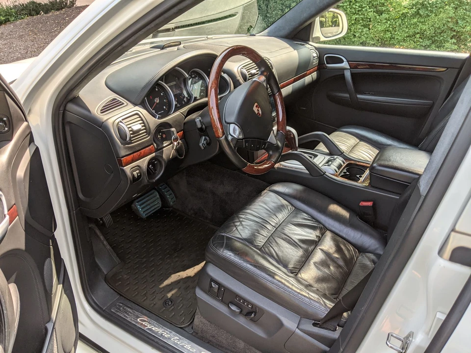 2006 Porsche 955/957 Cayenne Turbo - Image 12 of 30