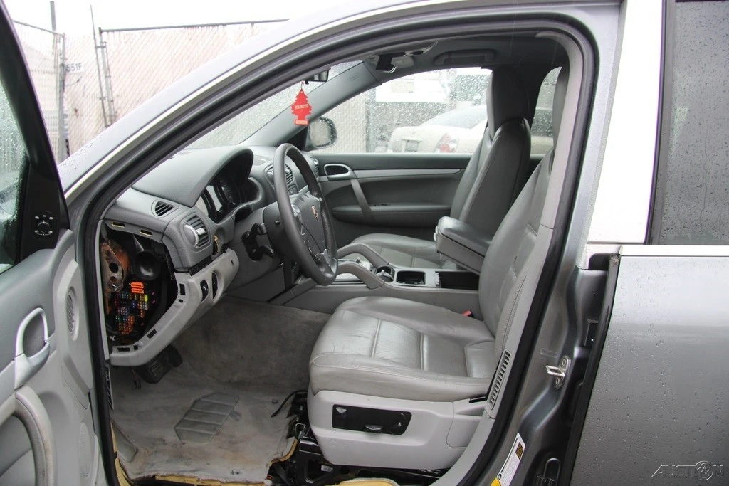 2006 Porsche 955/957 Cayenne - Image 12 of 21