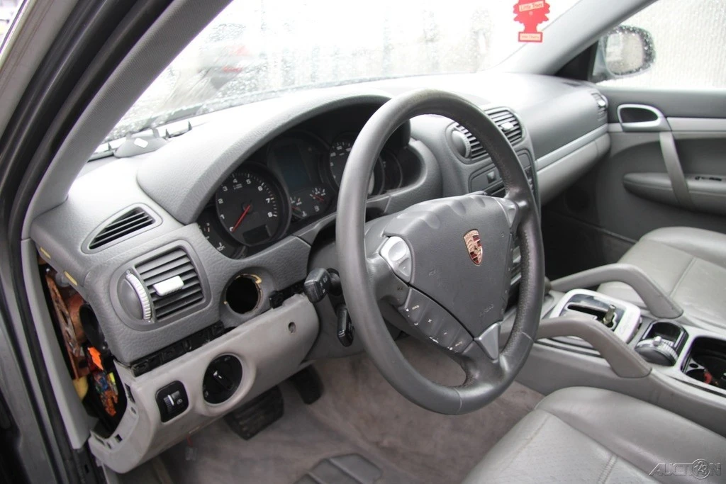 2006 Porsche 955/957 Cayenne - Image 13 of 21