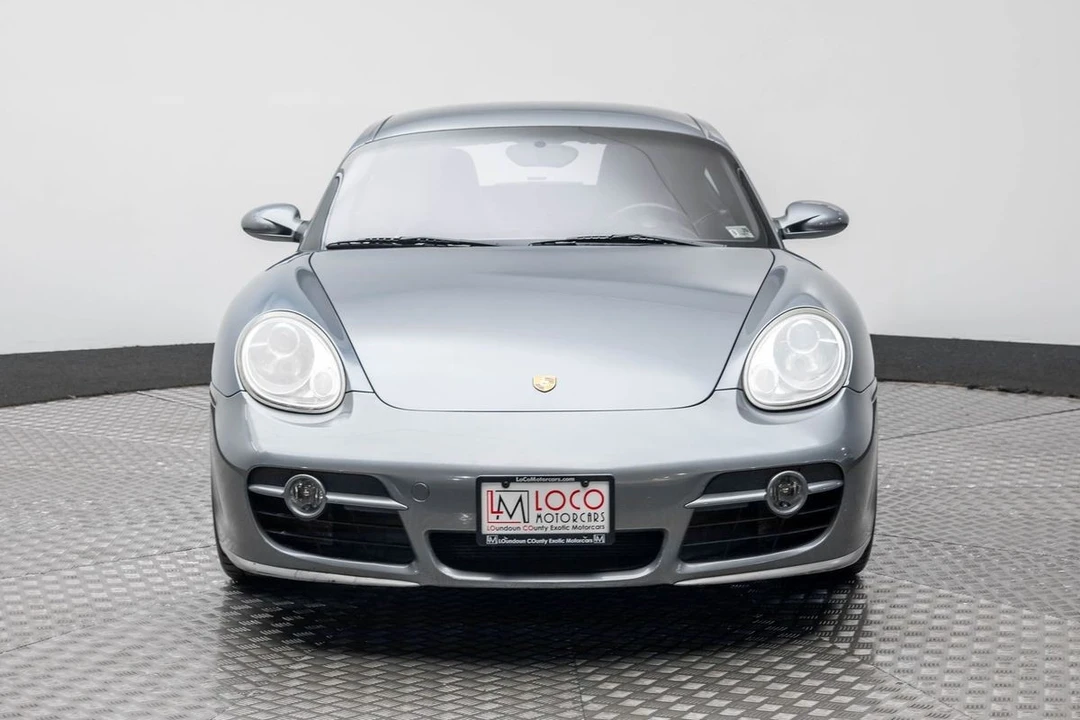 2006 Porsche - Image 2 of 31