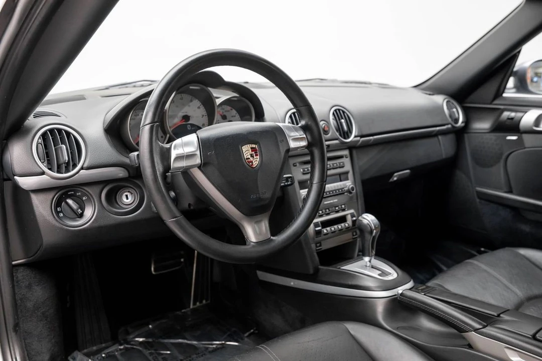 2006 Porsche - Image 15 of 31