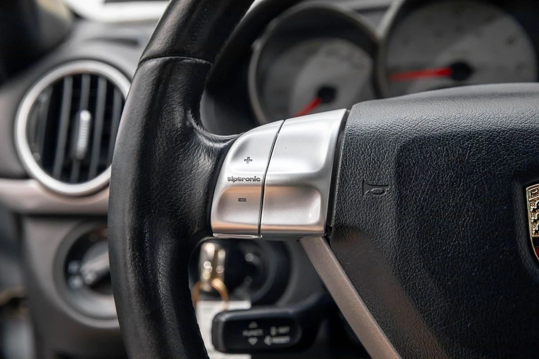 2006 Porsche - Image 22 of 31