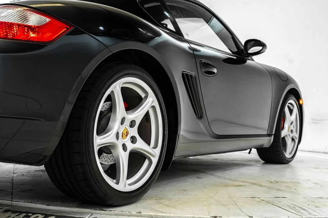 2006 Porsche Cayman - Image 18 of 31