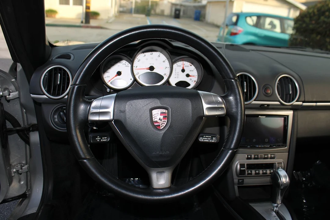 2006 Porsche Cayman - Image 14 of 31