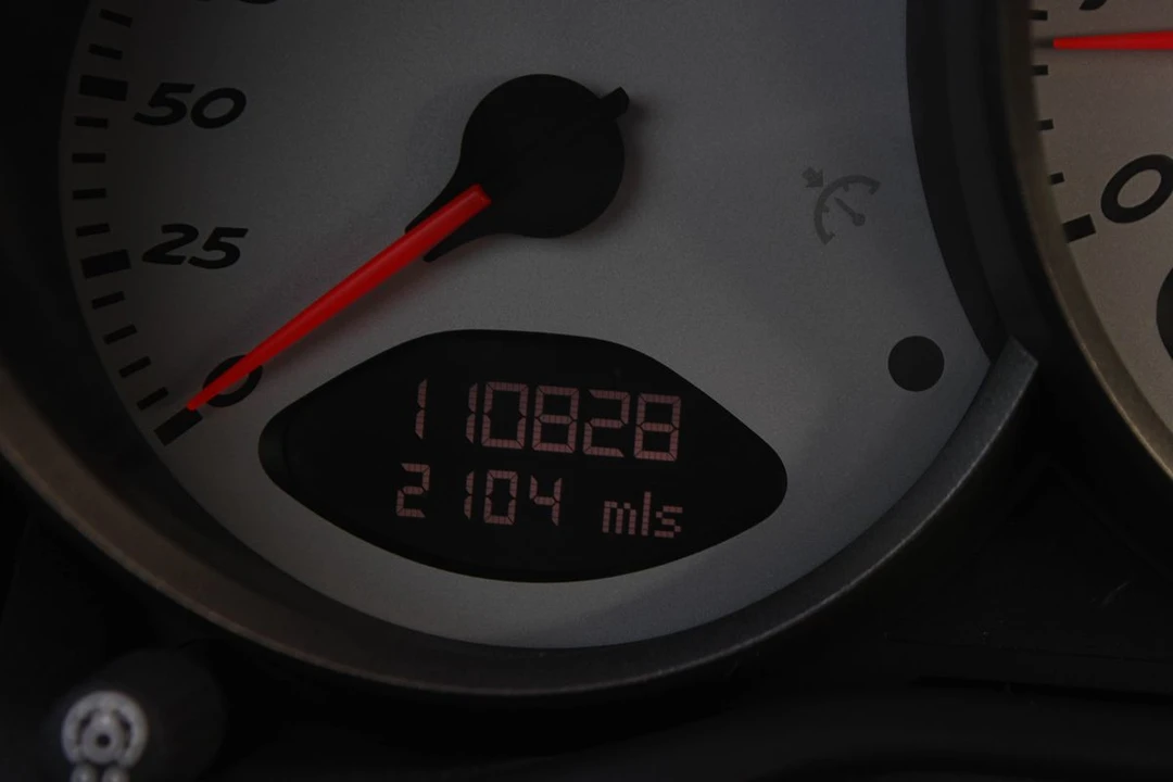 2006 Porsche Cayman - Image 24 of 31
