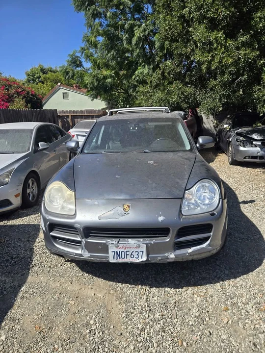 2006 Porsche Carrera GT - Image 2 of 5