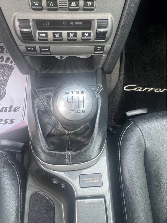 2006 Porsche Carrera GT - Image 11 of 20