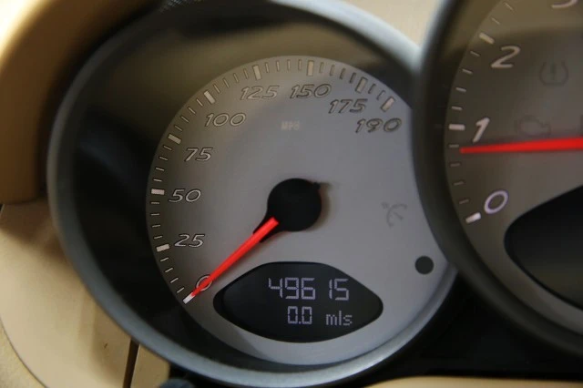 2006 Porsche Cayman - Image 7 of 24