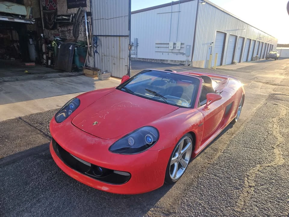 2006 Porsche Carrera GT - Image 2 of 16