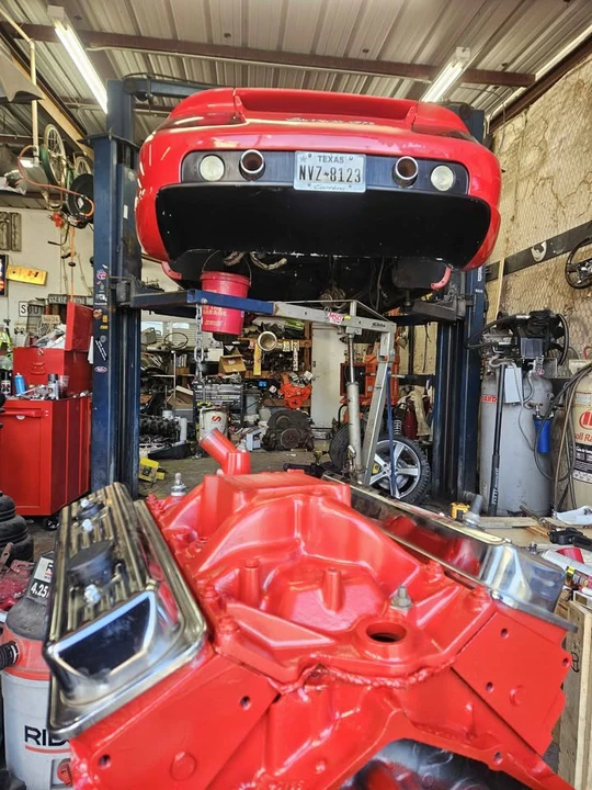2006 Porsche Carrera GT - Image 16 of 16
