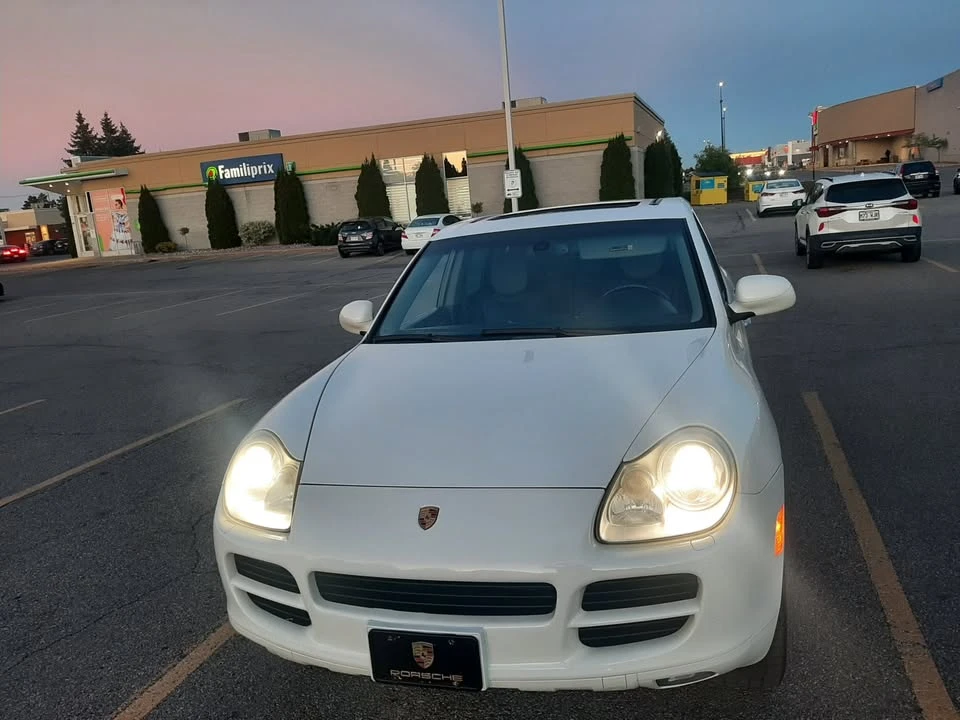 2006 Porsche 955/957 Cayenne - Image 2 of 9