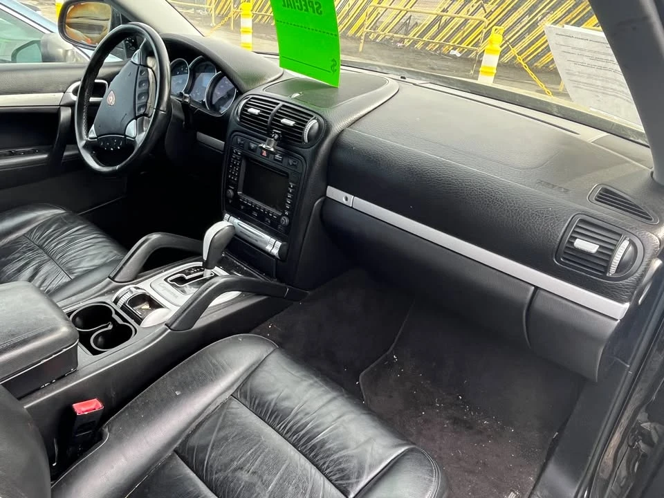 2006 Porsche 955/957 Cayenne S - Image 13 of 17