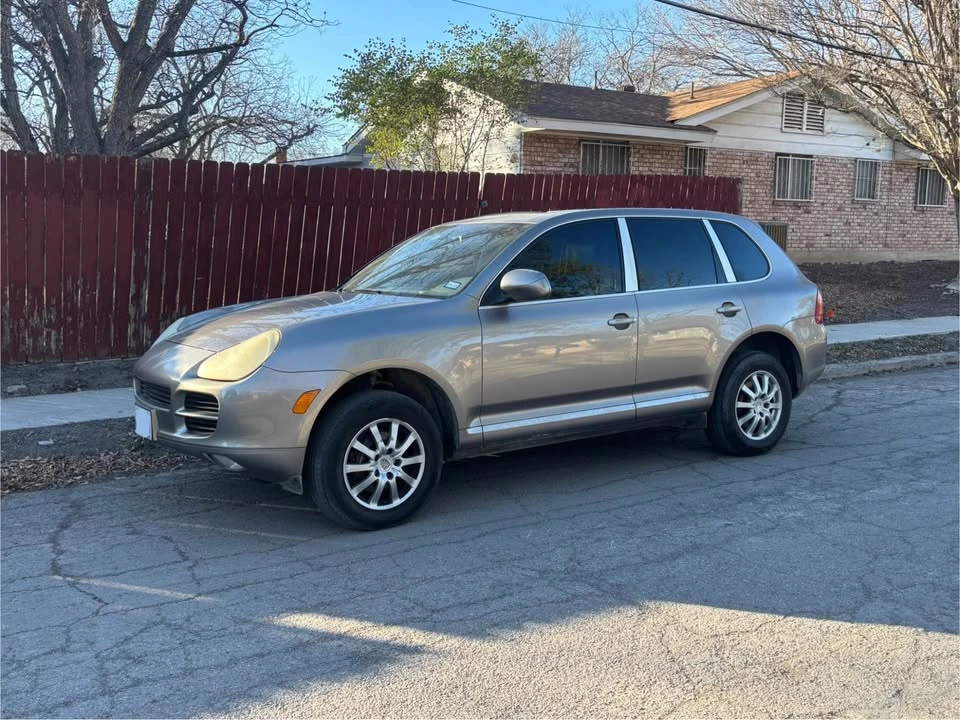 2006 Porsche 955/957 Cayenne S - Image 2 of 10