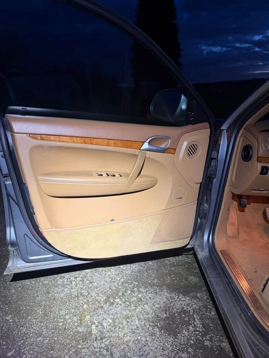 2006 Porsche 955/957 Cayenne S - Image 8 of 13