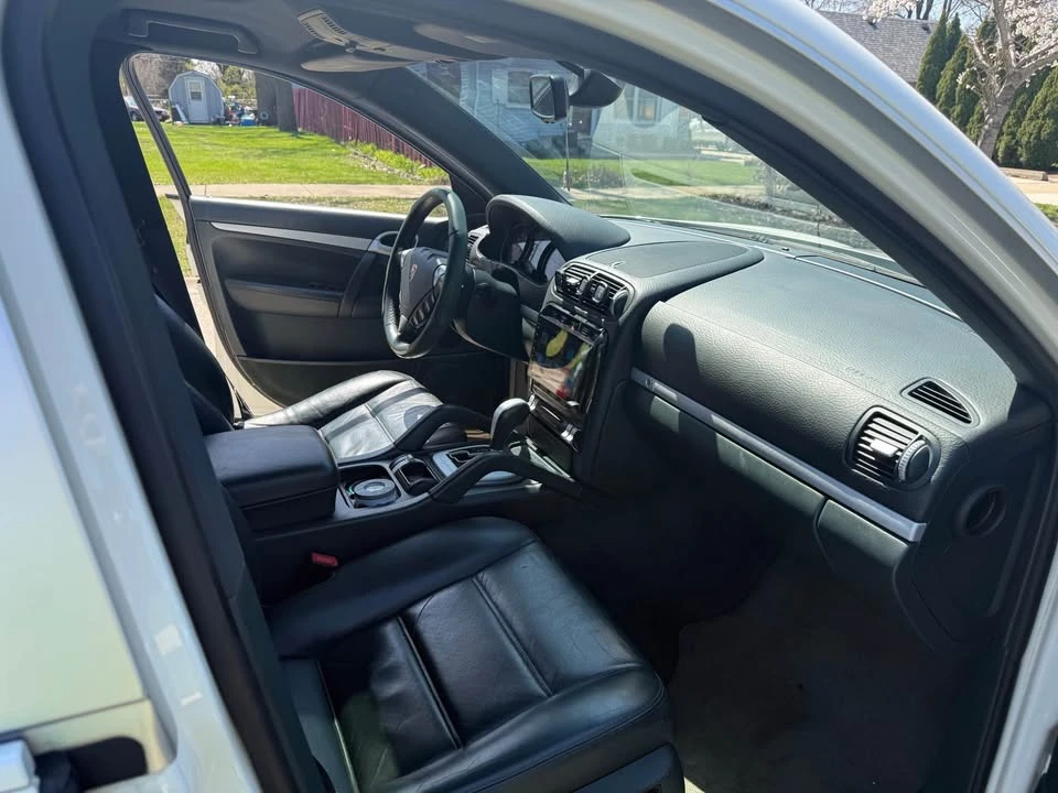2006 Porsche 955/957 Cayenne S - Image 10 of 19