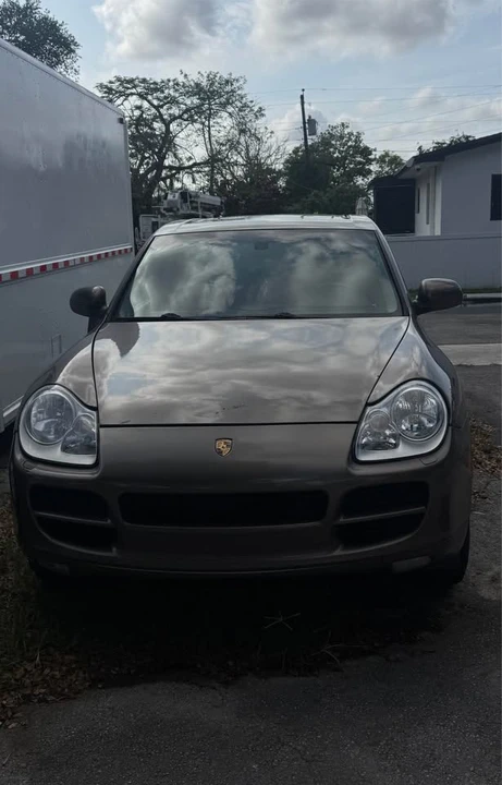 2006 Porsche 955/957 Cayenne S - Image 2 of 2