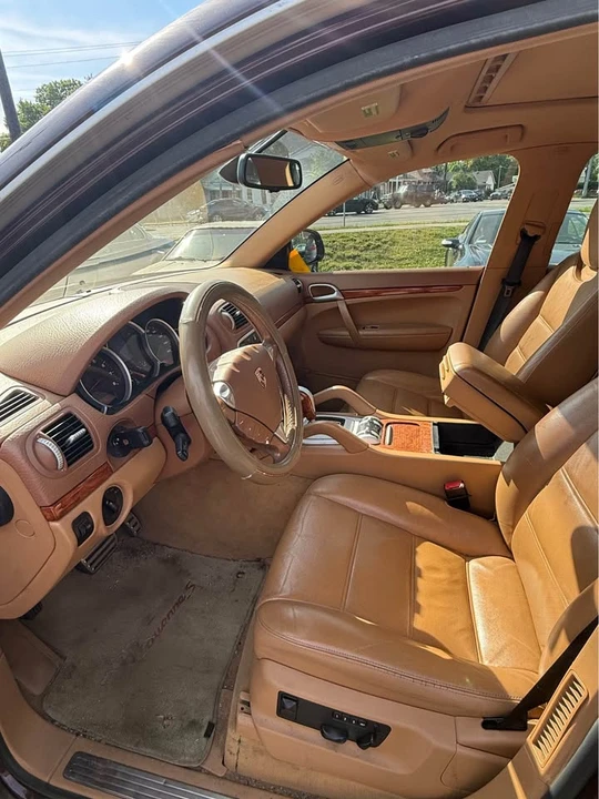 2006 Porsche 955/957 Cayenne S - Image 2 of 2
